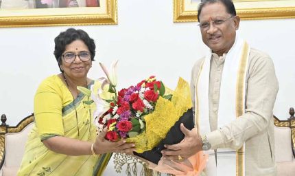 मुख्यमंत्री विष्णु देव साय से राष्ट्रीय महिला आयोग की अध्यक्ष ने की सौजन्य मुलाकात