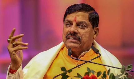 मुख्यमंत्री डॉ. यादव हुए किरण कवच शिविर के समापन में हुए शामिल