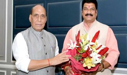 खाद्य मंत्री राजपूत ने की रक्षा मंत्री राजनाथ सिंह से सौजन्य भेंट