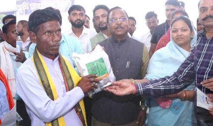 रायपुर : विकसित कृषि संकल्प अभियान किसानों के लिए फायदेमंद : कृषि मंत्री रामविचार नेताम