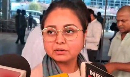 तेजस्वी यादव के काफिले की एस्कॉर्ट गाड़ी में ट्रक से टक्कर, रोहिणी आचार्य ने  नीतीश सरकार को घेरने की कोशिश की