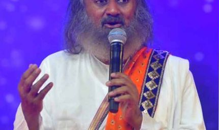 केंद्र में पिछले 11 साल से सत्तासीन एनडीए सरकार की कई उपलब्धियां रही: श्री श्री रविशंकर