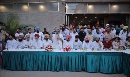 कांग्रेस उम्मीदवार भारत भूषण आशू ने चुनाव प्रचार के दौरान ‘आप’ सरकार पर बरसे