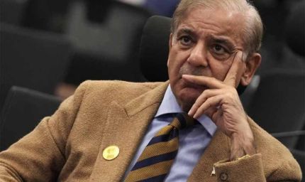 भारत से पंगा लेने वाला पड़ोसी देश पाकिस्तान कर्ज के बोझ तले दबकर कराह रहा, आर्थिक सर्वे में खुलासा