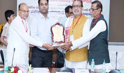 सिलाई कला मंडल को गुड गवर्नेंस मॉडल के रूप में करें विकसित