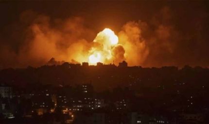 केरल के मुख्यमंत्री  ने इजरायल को 'एक पुराना वैश्विक ठग' बताया, जो 'अहंकार' के साथ यह मानता है