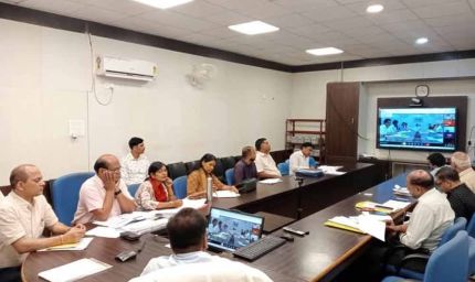 दलहन-तिलहन फसलों के साथ मोटे किस्म के अनाज उत्पादन के क्षेत्र विस्तार को प्राथमिकता दें : कमिश्नर बीएस जामोद