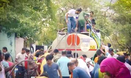 दिल्ली में गर्मी और हीटवेव के बीच पानी का संकट गहराया