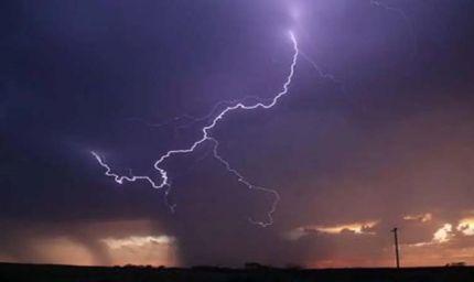 मध्य प्रदेश: दमोह, धार और मैहर जिलों में आकाशीय बिजली गिरने से दो दिनों में 6 लोगों की मौत