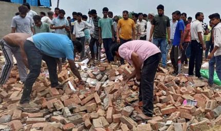 अमरोहा में पटाखा फैक्टरी में धमाका, चार से ज्यादा की मौत