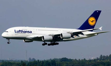 हैदराबाद में लैंडिंग की परमिशन नहीं, हवा में ही यूटर्न लेकर 4000 KM लौटा विमान