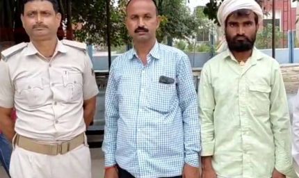 महिला की संदिग्ध परिस्थिति में हुई मौत, पुलिस ने जलती चिता अधजला शव किया बरामद