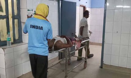 दो बाइक सवार बदमाशों ने युवक को मारी गोली,  इलाज जारी