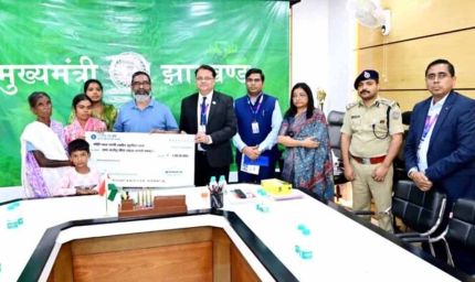 सीएम हेमंत ने शहीद हुए कांस्टेबल सुनील धान के परिजनों को 2.66 करोड़ रुपये की वित्तीय सहायता की प्रदान