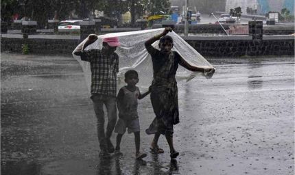 देश के कई इलाकों में भीषण गर्मी के बीच अब राहत की बौछारें शुरू, अगले 3 दिनों तक इन राज्यों के लिए रेड अलर्ट
