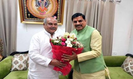 मुख्यमंत्री डॉ. यादव ने विधानसभा अध्यक्ष तोमर से की सौजन्य भेंट