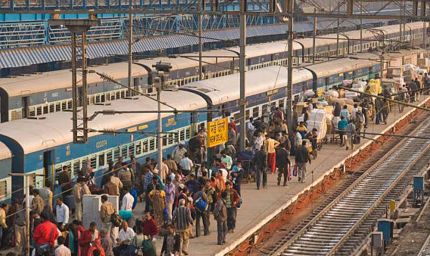 भोपाल मंडल ने समर सीजन में दो माह में यात्री यातायात से कमाए 160 करोड़