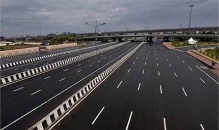 सीएम सैनी ने आश्वासन दिया है कि करीब आठ किलोमीटर लंबी सड़क को जल्द ही फोरलेन में तब्दील किया जाएगा