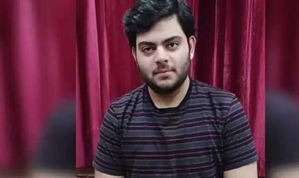 नैनी जेल में कैद अतीक अहमद के बेटे अली की बैरक से मिला पैसा, डिप्‍टी जेलर और हेड वार्डर सस्‍पेंड