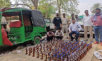 गोड्डा में भारी मात्रा में अवैध शराब जब्त