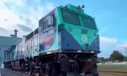 बिहार में रोड, रेल, हवाई यात्रा और जलमार्ग, हर तरह के इंफ्रास्ट्रक्चर पर अभूतपूर्व निवेश हो रहा है: पीएम मोदी