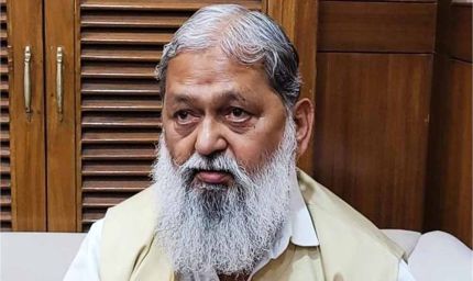 मंत्री अनिल विज के पैर में फ्रैक्चर, एक सप्ताह बेड रेस्ट की सलाह