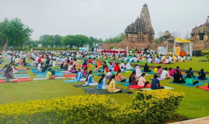 मध्यप्रदेश के पर्यटन स्थलों से दिया गया योग का संदेश