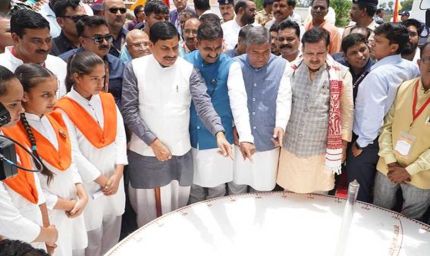 मुख्यमंत्री डॉ. यादव बने शिक्षक