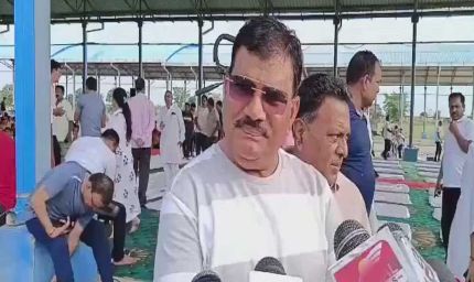 बुरहानपुर में अंतर्राष्ट्रीय योग दिवस पर सूर्यपुत्री ताप्ती नदी के राजघाट का अद्भूत दृश्य