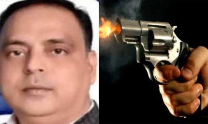 बदमाशें ने शोरूम में घुसकर, बसपा नेता पर की ताबड़तोड़ फायरिंग