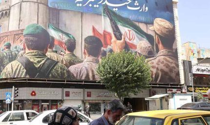 डोनाल्ड ट्रंप ने इजरायल से ईरान पर बमबारी न करने की अपील की थी, लेकिन तेहरान में दो धमाके