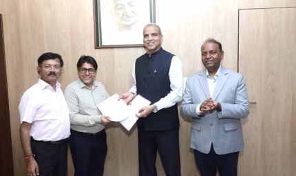 मध्यप्रदेश राज्य निर्वाचन आयोग 25 हजार ईव्हीएम महाराष्ट्र राज्य निर्वाचन आयोग को देगा, दोनों आयोग के बीच हुआ एमओयू