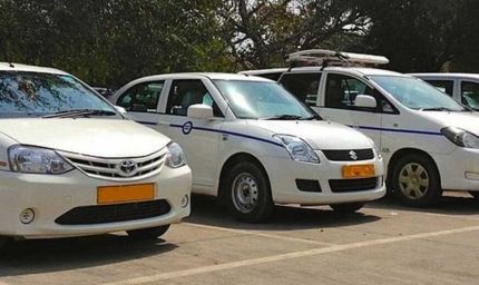 इंदौर में RTO ने बिना परमिट और पंजीकरण के टैक्सी सेवाएं देने वाले निजी वाहन चालकों पर की कार्रवाई