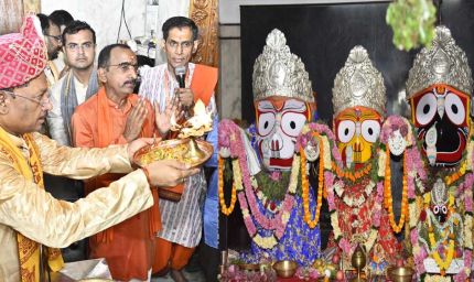 रथयात्रा महोत्सव में शामिल हुए राज्यपाल रमेन डेका