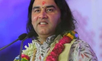 इटावा की हालिया घटना पर कथावाचक देवकीनंदन ठाकुर ने अपनी प्रतिक्रिया दी