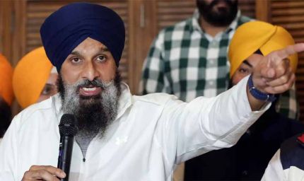 विजिलेंस टीम से उलझे मजीठिया, गंभीर आरोपों में FIR दर्ज