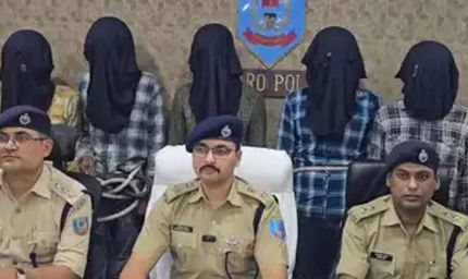 ज्वेलरी की दुकान में हुई लूट के मामले में पुलिस ने 6 लोगों को किया गिरफ्तार