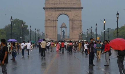 दिल्ली में मौसम अचानक बदल गया, कई इलाकों में तेज आंधी के साथ बारिश शुरू हो गई, मौसम विभाग ने किया अपडेट