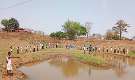 जल गंगा अभियान में हरा योगदान, उद्यानिकी किसान बन रहे हैं जल संरक्षण के अग्रदूत