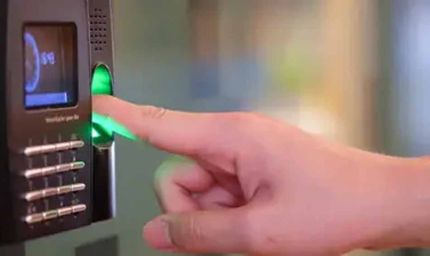 फील्ड अधिकारियों को दिन में एक बार हाजिरी लगानी होगी