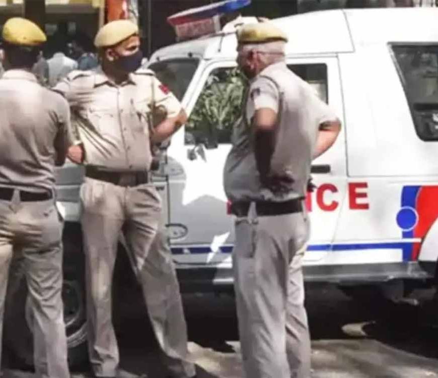 दिल्ली पुलिस ने अवैध रूप से रह रहे विदेशियों के खिलाफ कड़ा एक्शन लिया, 71 विदेशियों को किया डिपोर्ट