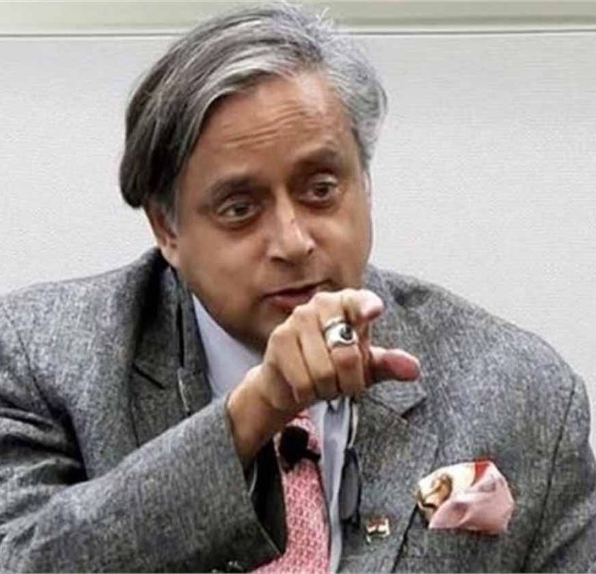 एक तरफ वह देश है जो आतंकवाद को पनाह देता है और दूसरी ओर भारत है, दोनों के बीच कोई तुलना नहीं हो सकती: थरूर