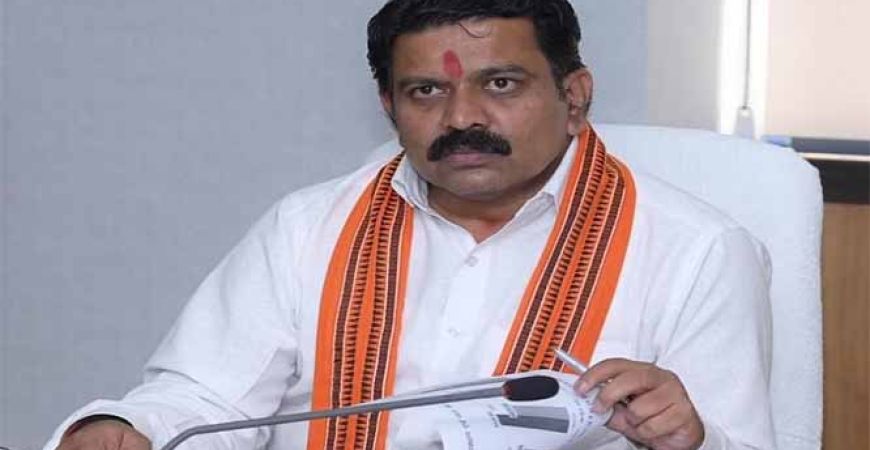 आईईडी की चपेट में आकर ASP आकाश राव गिरिपुंजे शहीद, गृहमंत्री विजय शर्मा ने जताया शोक