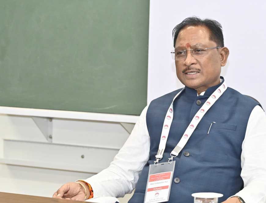 छत्तीसगढ़ में कृषि के साथ साथ उद्योगों के विकास के लिए है अनुकूल वातावरण : कैरियर निर्माण में अपनी क्षमता का बेहतर उपयोग करें युवा - मुख्यमंत्री