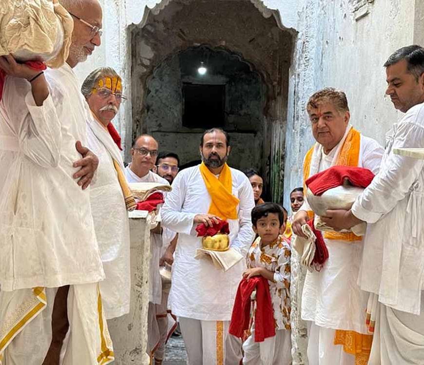 श्रीनाथजी मंदिर में ज्येष्ठ शुक्ल चतुर्दशी और पूर्णिमा के मौके पर मनाया प्रभुजी का स्नान उत्सव