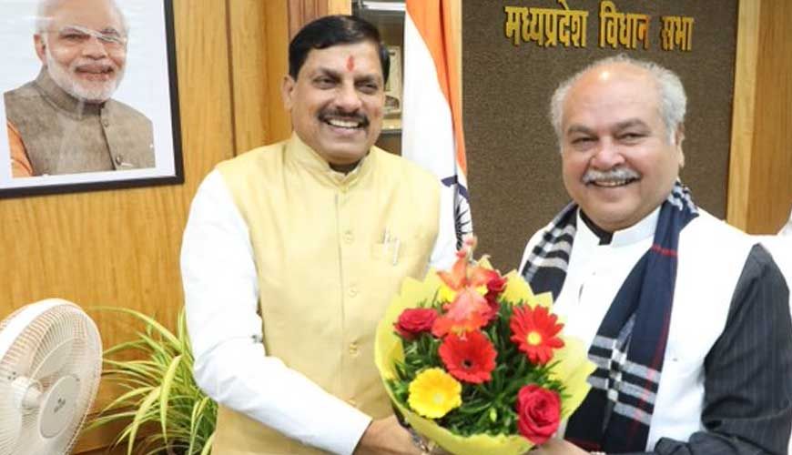 मुख्यमंत्री डॉ. यादव ने विधानसभा अध्यक्ष श्री तोमर को दी जन्मदिन की बधाई