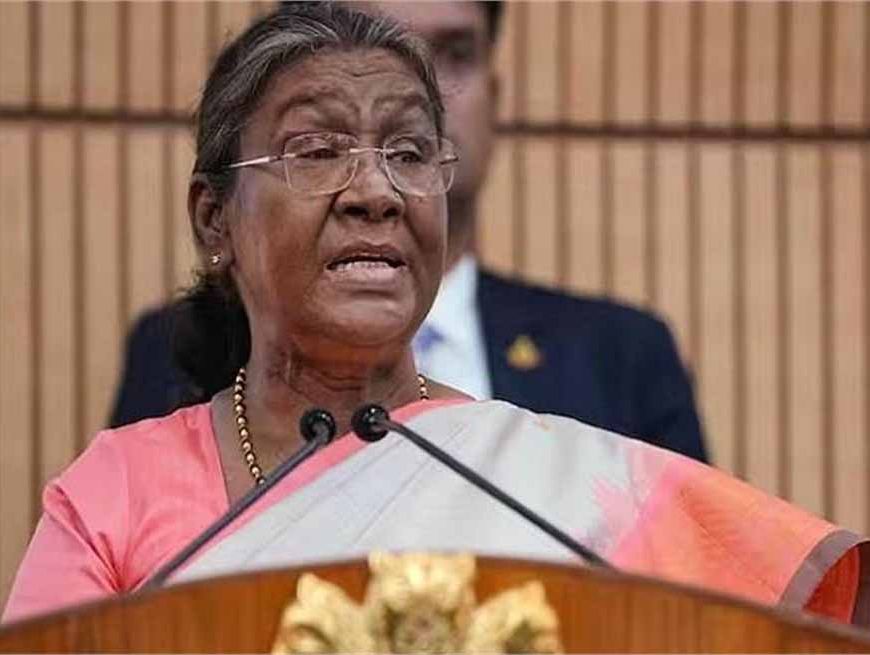 एअर इंडिया विमान हादसा:  राष्ट्रपति द्रौपदी मुर्मू ने हृदय विदारक आपदा करार देते हुए, अपनी संवेदनाएं प्रकट की