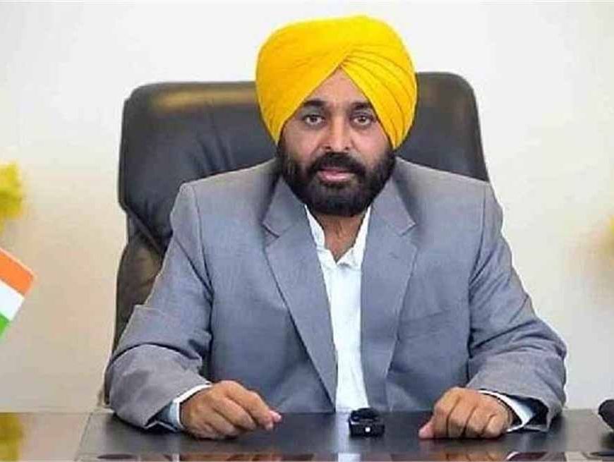 अहमदाबाद में एयर इंडिया का एक प्लेन क्रैश इस हादसे पर मुख्यमंत्री भगवंत मान ने जताया दुख