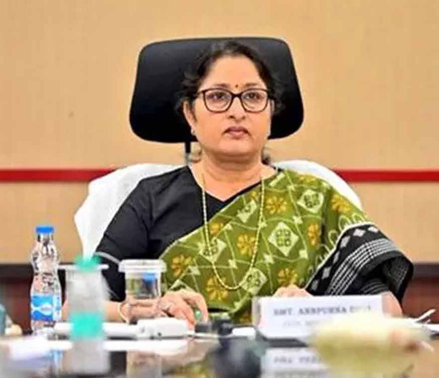 केंद्रीय महिला एवं बाल विकास मंत्री अन्नपूर्णा देवी ने प्लेन क्रैश घटना के कारण अपने सभी कार्यक्रमों को किया रद्द