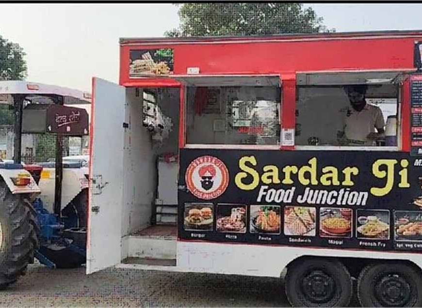 हरियाणा के छोरे ने दिखाया कमाल, 6 साल विदेश में रहने के बाद लौटा फिर ट्रैक्टर ट्राली को Modify कर बनाया Food Cart
